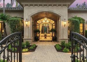 Pavers entrance and gate